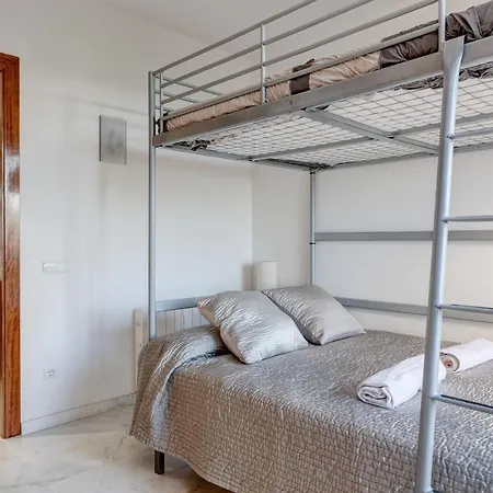 Sleeps 8 Pool Wifi